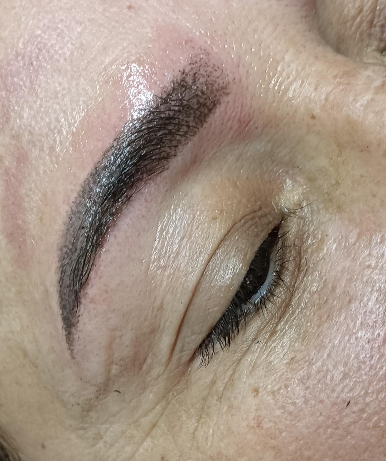 Micropigmentación de Cejas